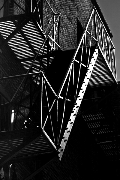 Walls and Stairs_4640.jpg