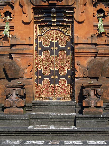 temple entrance.jpg