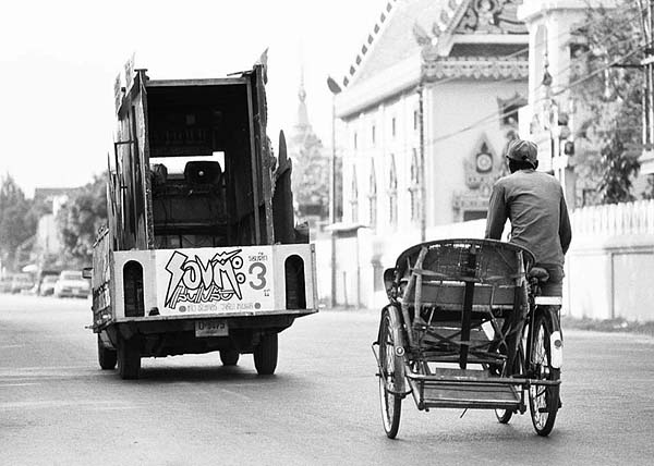 songkhla cyclo truck.jpg