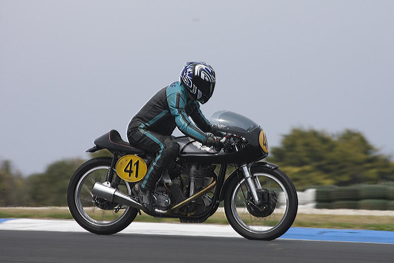 Norton Manx.jpg