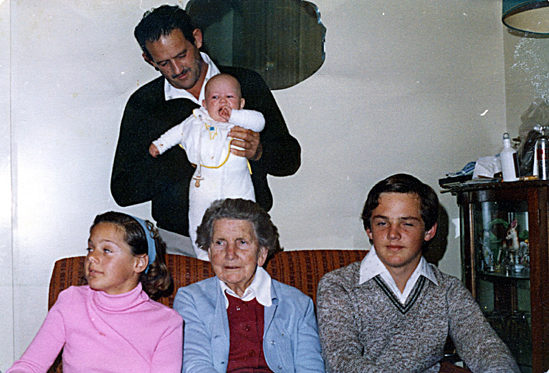 Dad, Amanda, Lea-Anne, Ma Page,Wayne