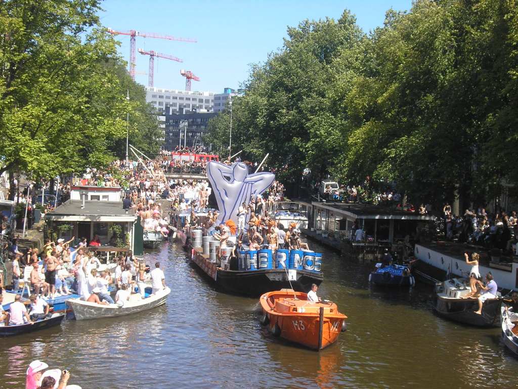 Canal parade 2007 Amsterdam