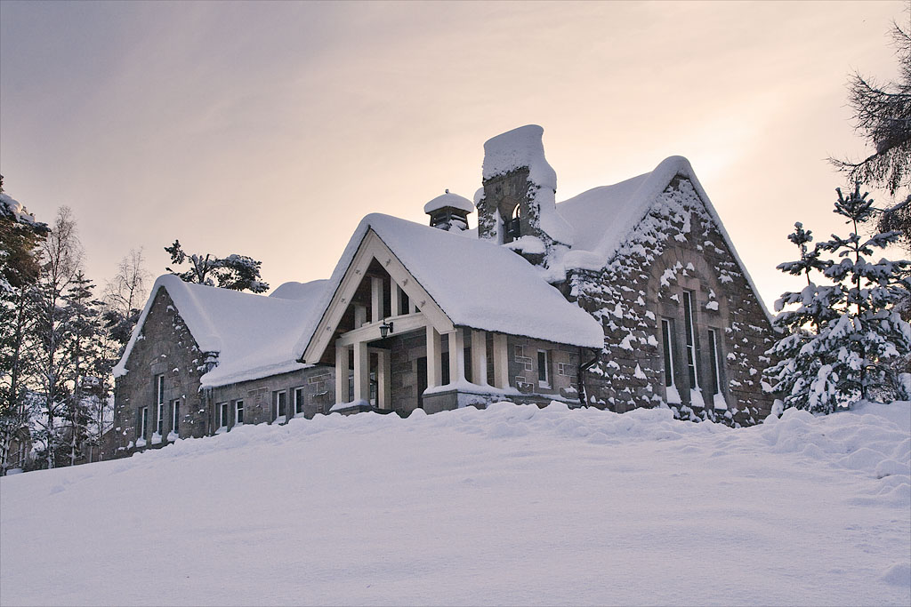 Carrbridge Church.jpg