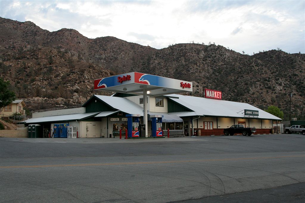 James Store