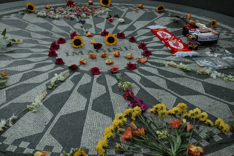 Strawberry fields, John Lennon memorial