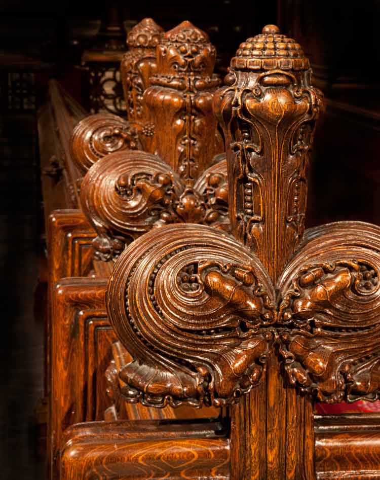 Pews