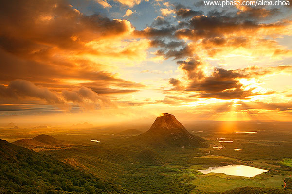 Nascer do sol visto da Serra do Urucum, Quixad, Cear 3631 2