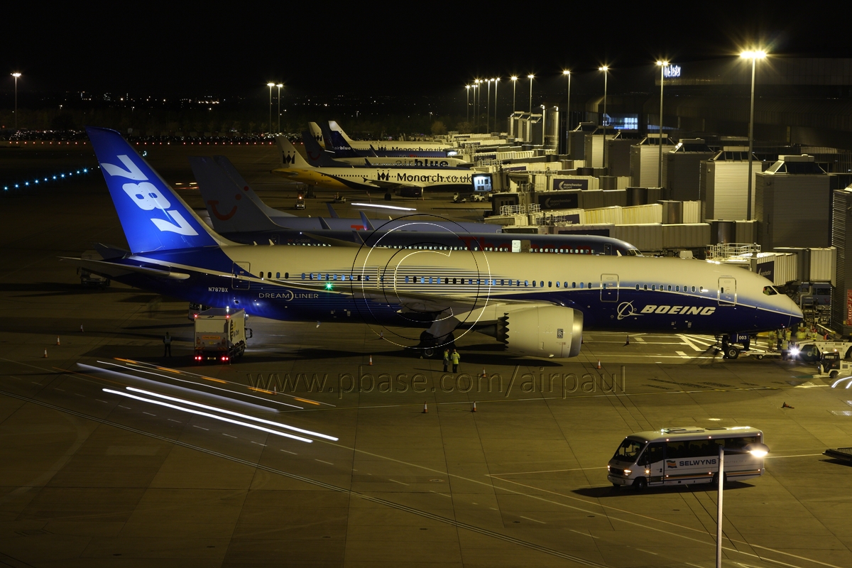 Night shot of N787BX Boeing 787 during visit to Manchester (UK)