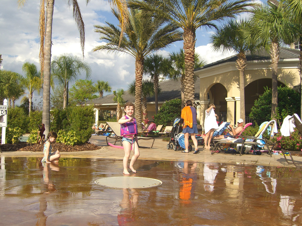 ellie_splashpool.jpg