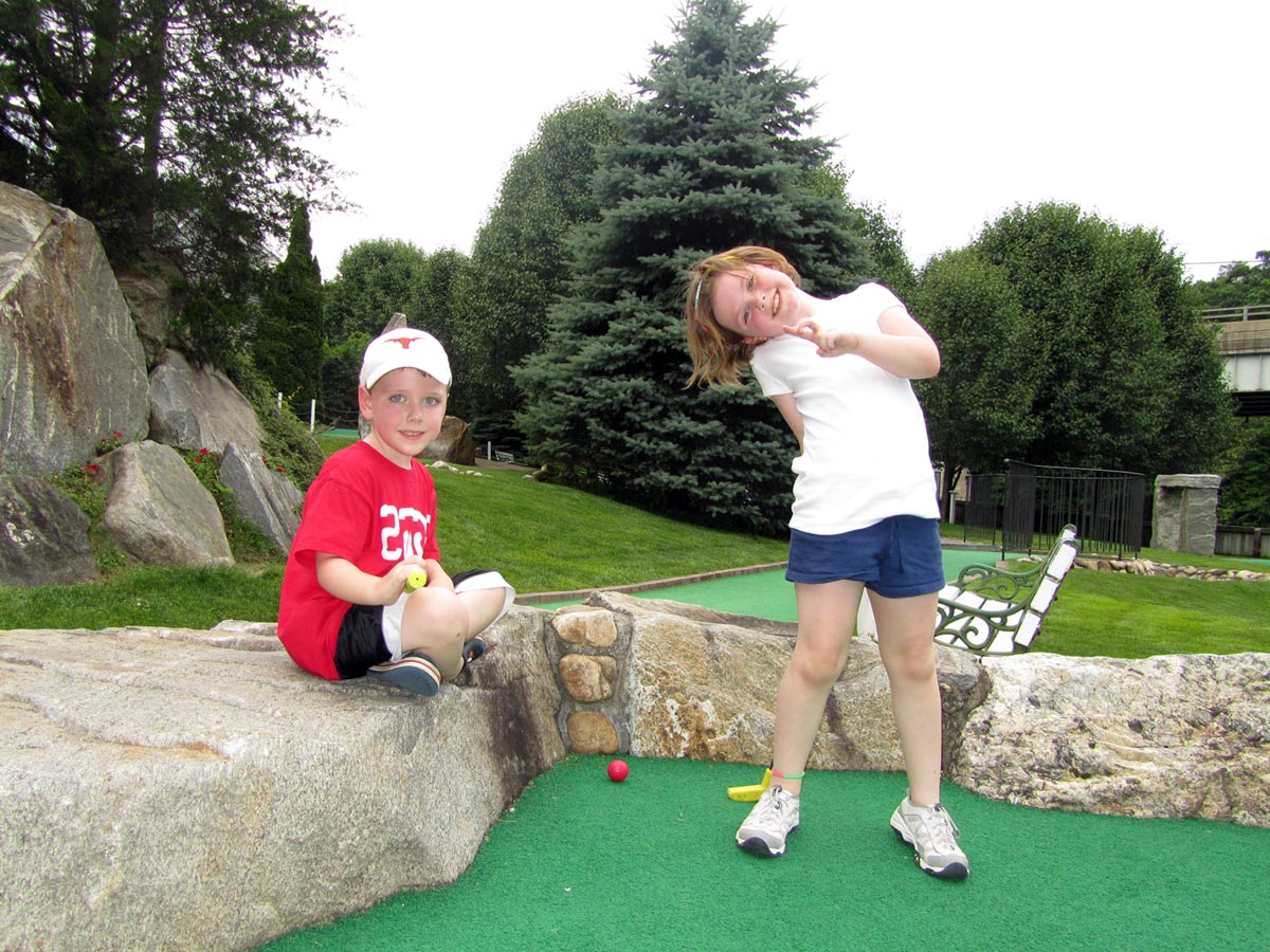 kids2_puttputt.jpg