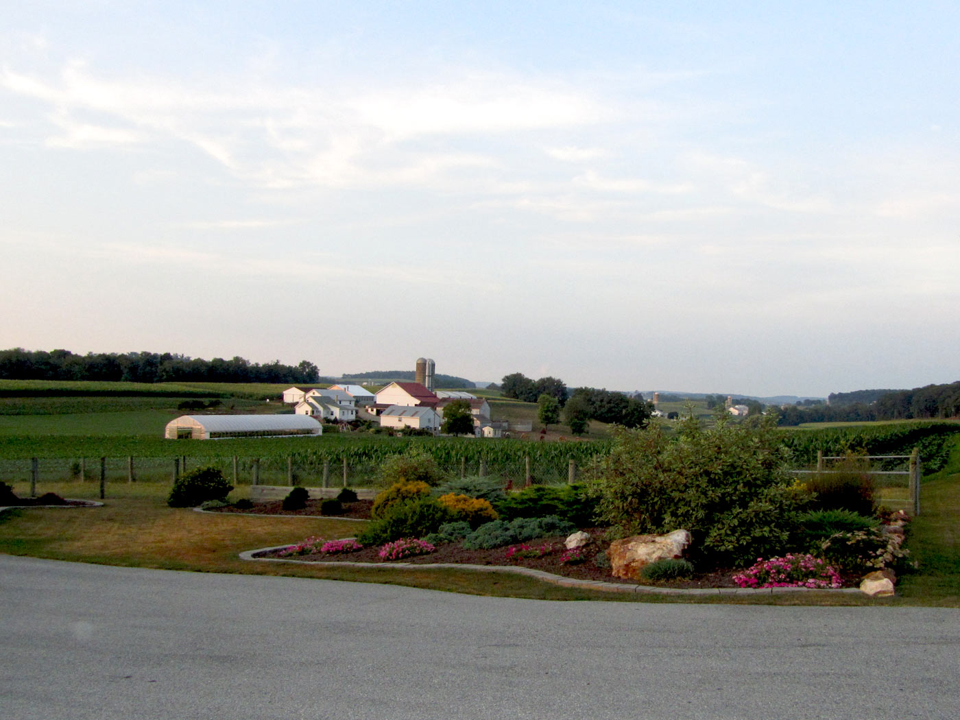 amish_farm.jpg