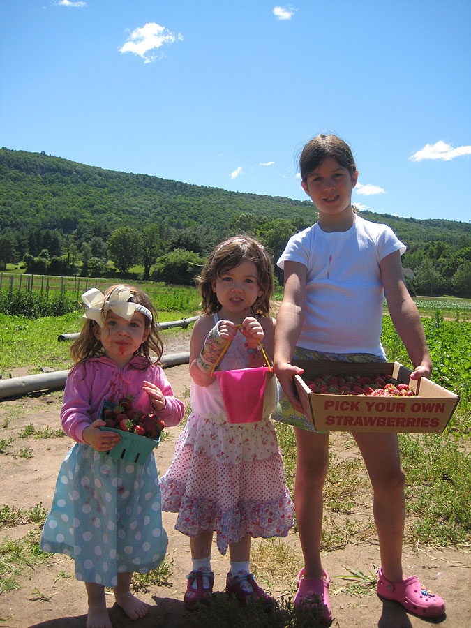 girls2_farmingtonCT.jpg