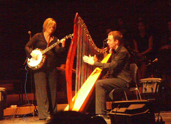 Cormac de Barra and Alison Brown Duet