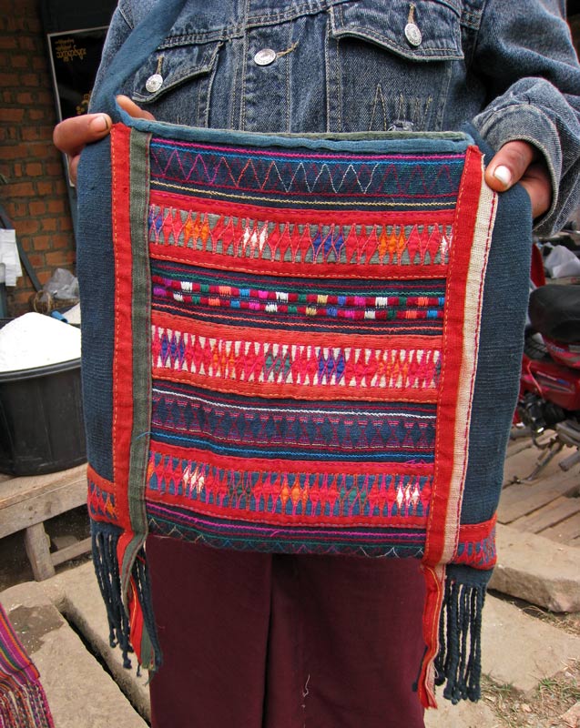 Akha bag