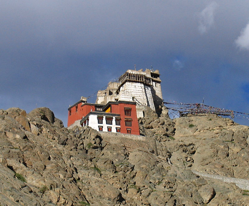 Tsemo gompa