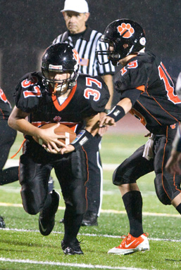 Ridgefield Shuts Out Ludlowe