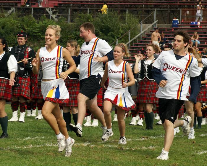 QueensVsLaurier 03015.JPG