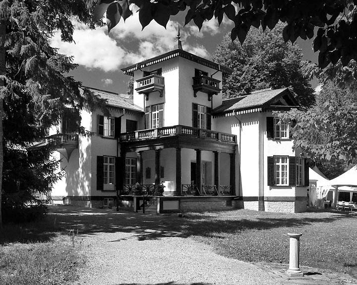 Bellevue House 07793.JPG