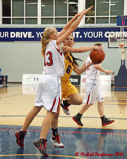 Queens vs Guelph 01288 copy.jpg