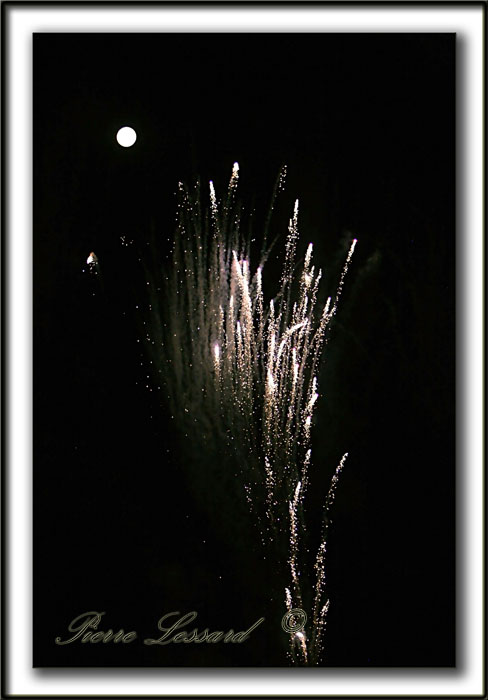 _MG_7066a   -  FEUX DARTIFICE  LA FIN DU SEPCTACLE  /  FIREWORKS AT THE END OF THE SHOW