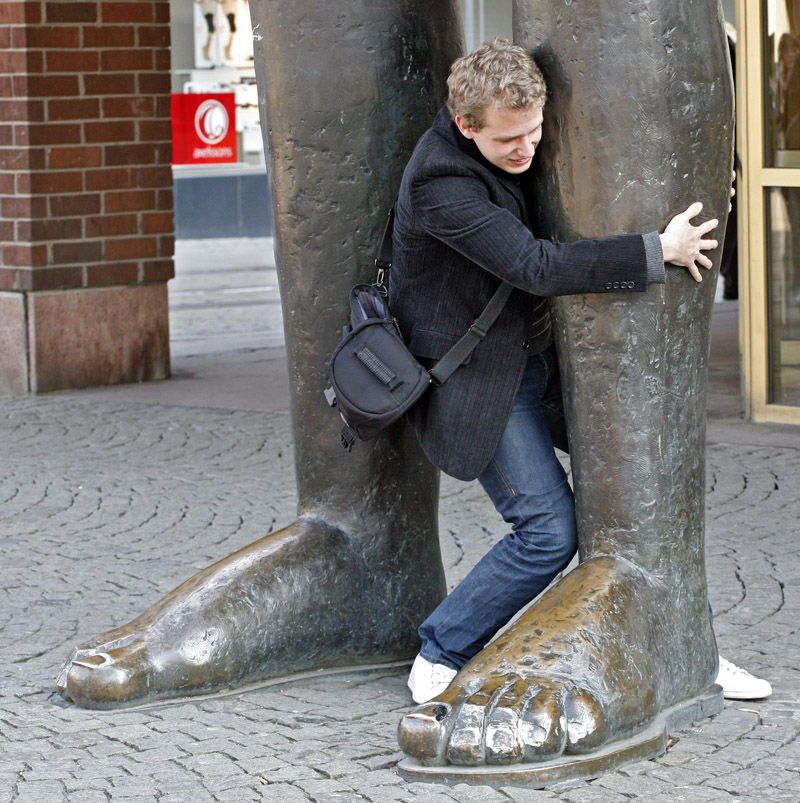 The leg humper