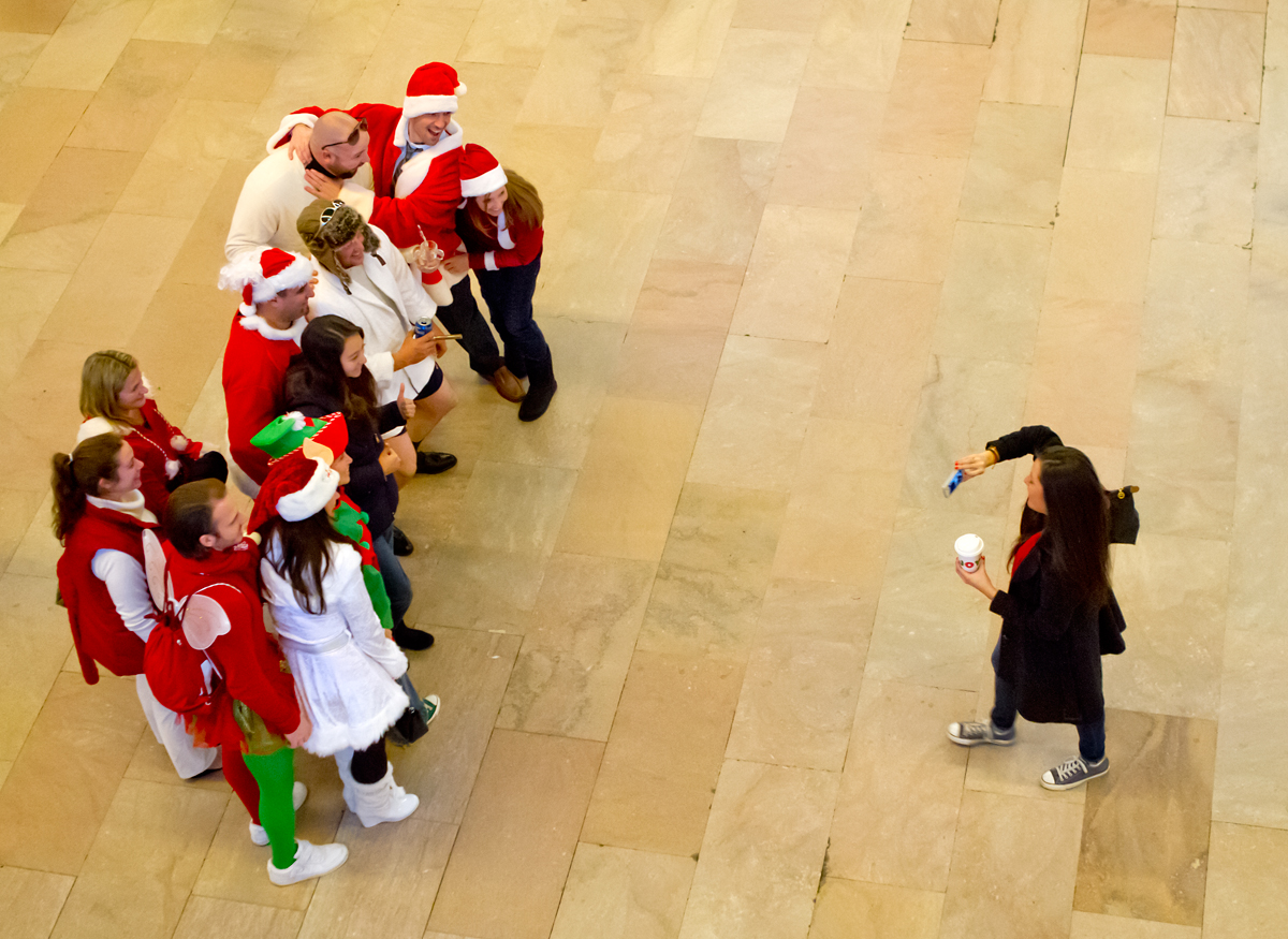 xmas-pose-1200.jpg