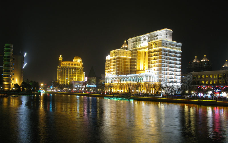 Youfei Hotel Night