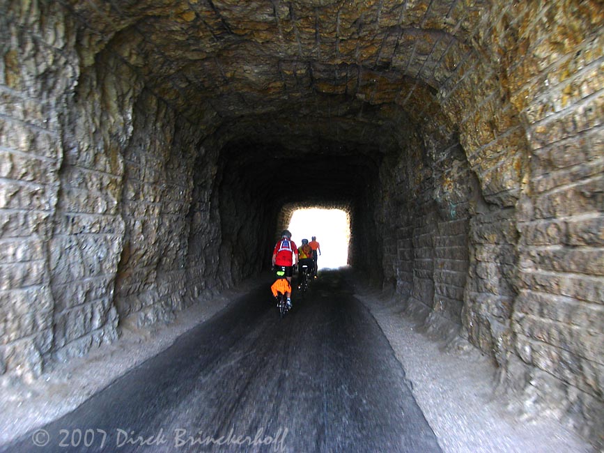 IMG_0280 copyGoingThruTunnel.jpg