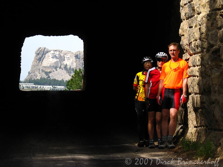 IMG_0282MtThruTunnel1.jpg