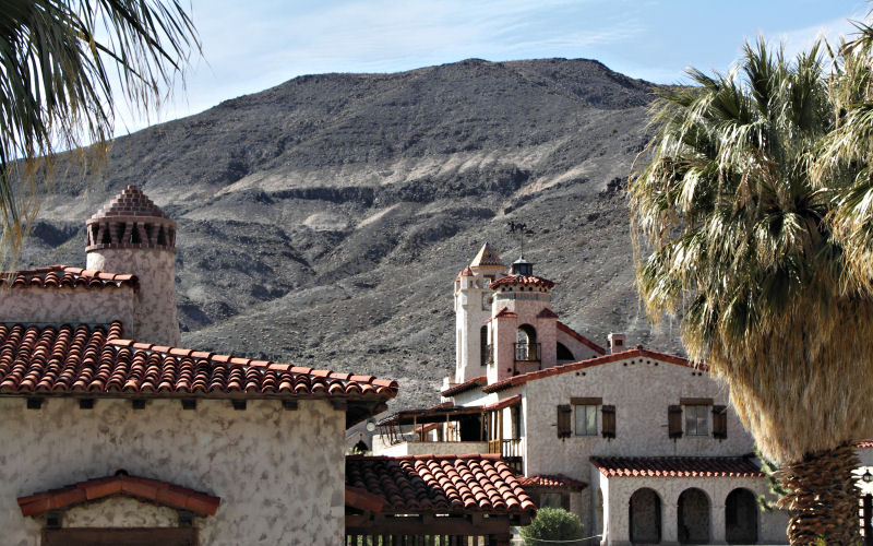 Scottys Castle in Death Valley4 Tom.jpg