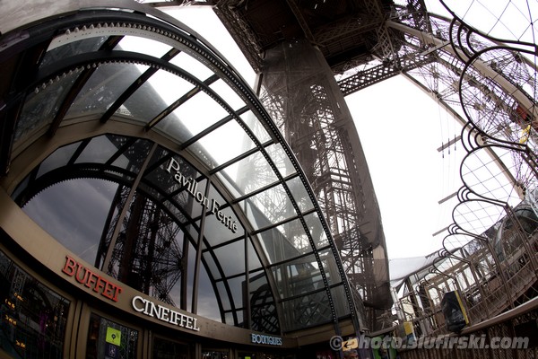 Fisheye: Eiffel Tower Cafe/Bar