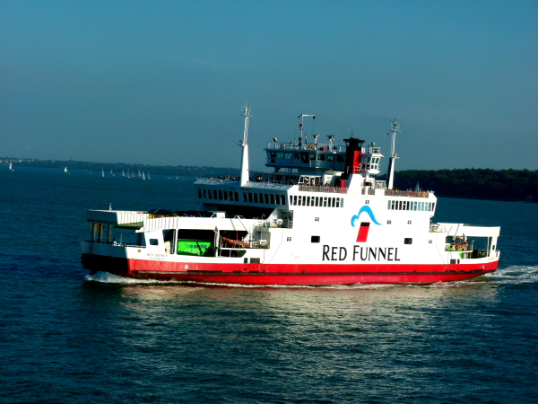 RED OSPREY @ East Cowes, Isle of Wight, UK (Leaving)