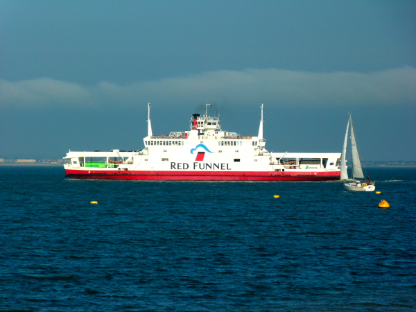RED OSPREY @ East Cowes, Isle of Wight, UK (Leaving)