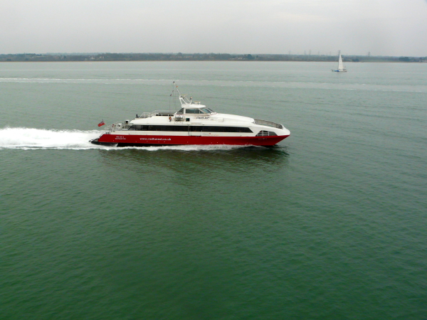 RED JET 3 @ Southampton Water, UK