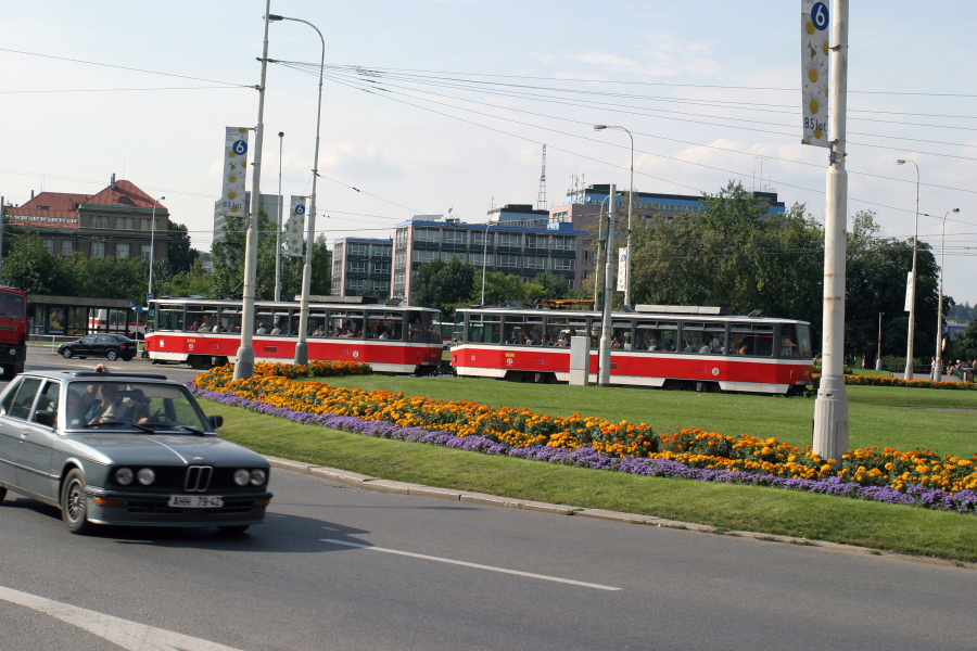 8689 + 8690 Tatra T6A5