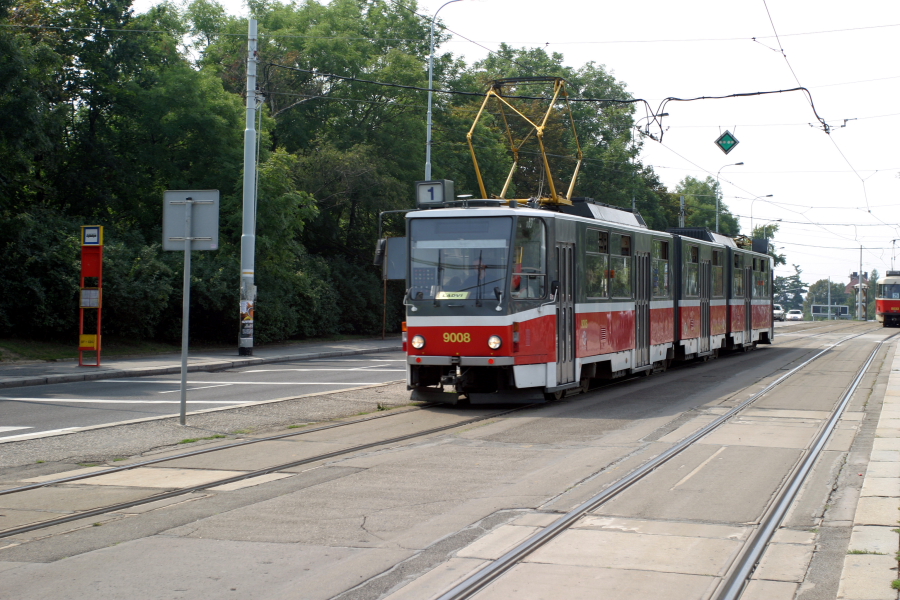 9008 Tatra KT8D5