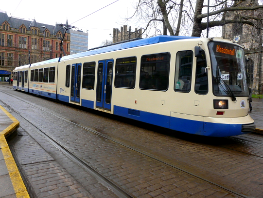 120 (2011) Siemens-Duewag Supertram Sheffield Corporation Cream & Blue Commemorative Livery @ Cathedral