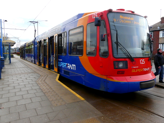 125 (2011) Siemens-Duewag Supertram @ Middlewood Terminus