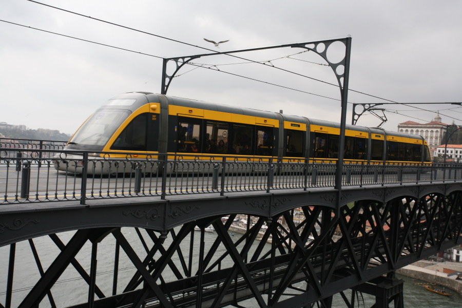 Metro de Porto  on Ponte Dom Luis Bridge