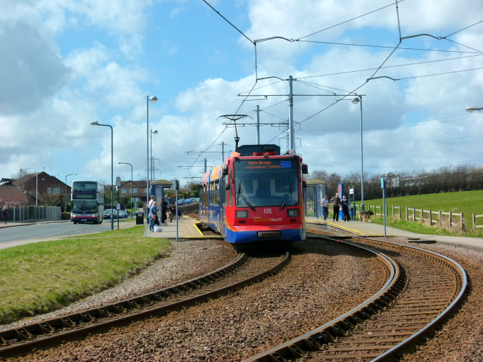 105 (2013) Siemens-Duewag Supertram @ Crystal Peaks