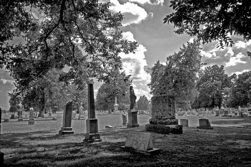 indianola cemetary bw_edited-1 copy.jpg