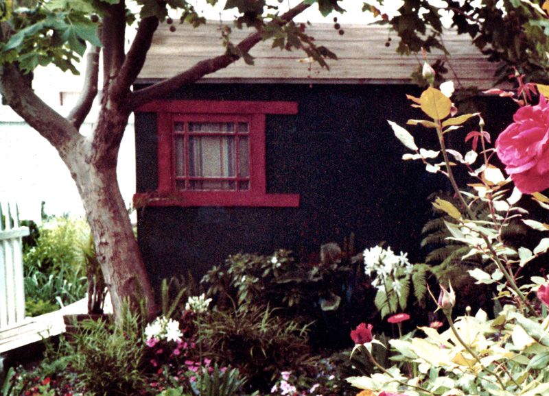 01093 scanpix shack.jpg
