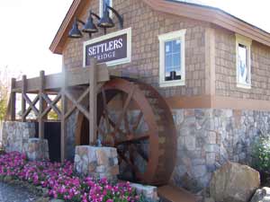 Settlers Bridge Waterwheel
