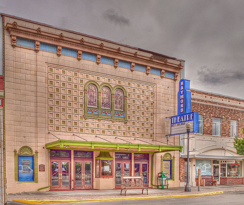 Willapas Raymond Theater, Willipa. WA