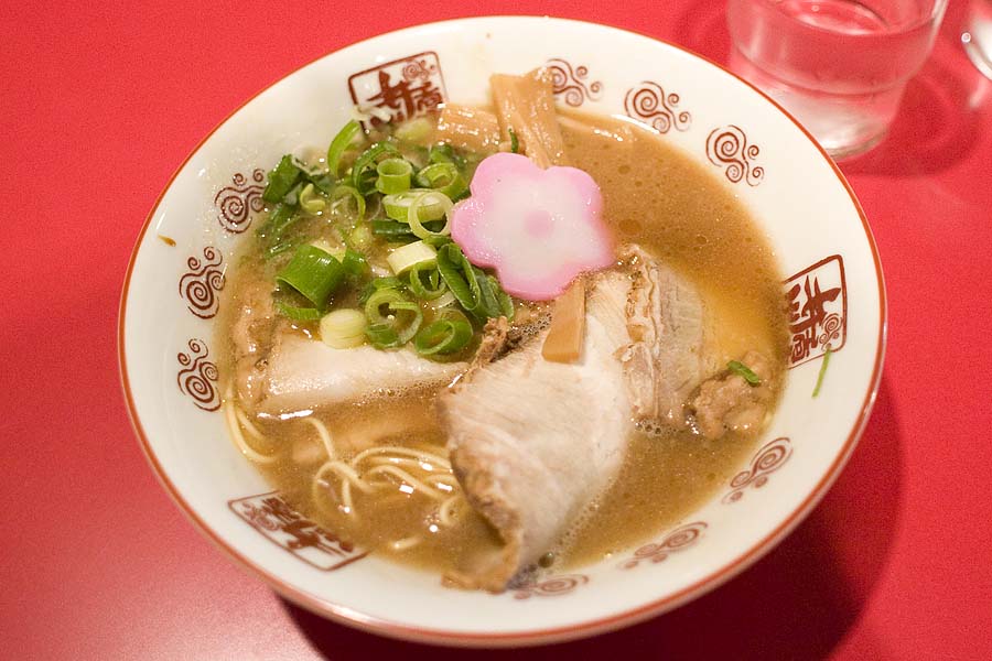 Ideshoten, Wakayama. Special Chinese shoyu soba.