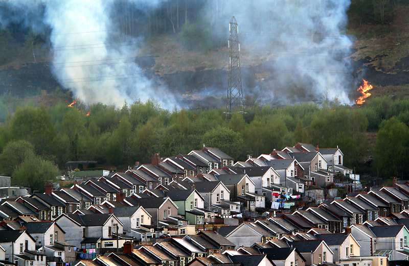 Fire above Darren-Las, Mountain Ash