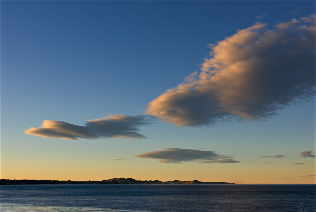 Evening decends over Moeraki Point