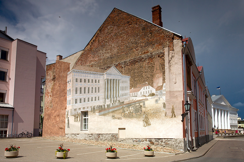 Painted Wall / University Buildings