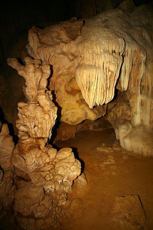 Khao Sok National Park: Coral Cave