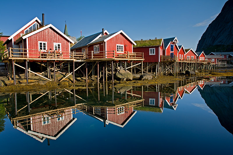 Moskenes Island: Reine: Rorbus and Reflections